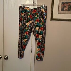 No Boundaries Capri leggings